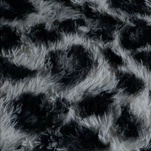 Meet your Posher, Raymona